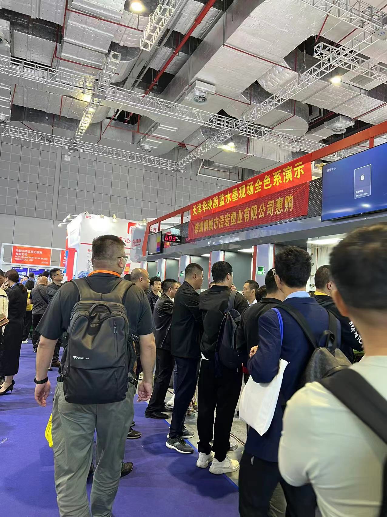 f2af490531f040cdb260f8932cf2216