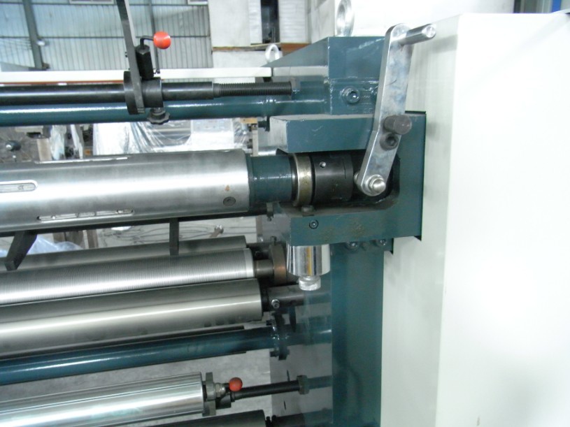 WFQ-B 1000/1300 high speed vertical slitting machine